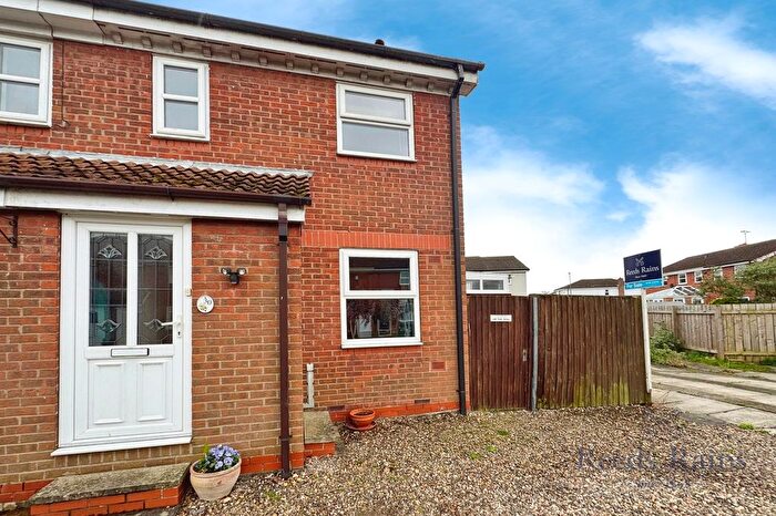 2 Bedroom End Of Terrace House For Sale In Oak Road, North Duffield, Selby, North Yorkshire, YO8