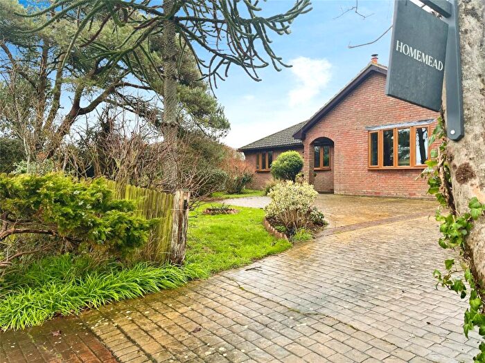 3 Bedroom Bungalow For Sale In Chale Street, Chale Green, Ventnor, PO38