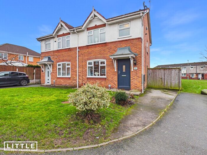 3 Bedroom Semi Detached House For Sale In Linwood Grove, Whiston, L35