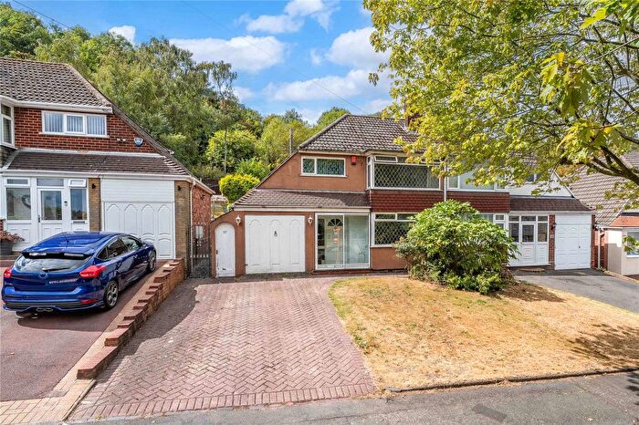 3 Bedroom Semi Detached House For Sale In Camberley Crescent, Ettingshall, Wolverhampton, West Midlands, WV4