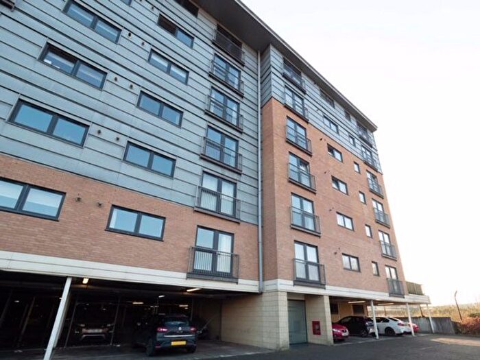 2 Bedroom Flat To Rent In Barrland Court, Glasgow, G41