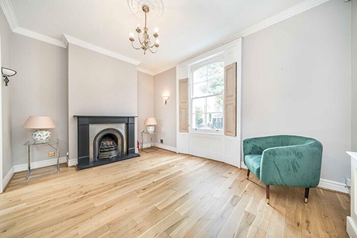 3 Bedroom Terraced House To Rent In Linton Street, Linton Street, N1