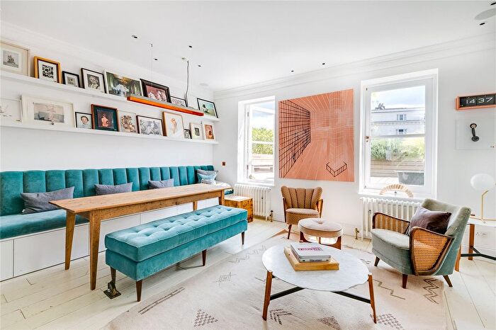 2 Bedroom Terraced House To Rent In Westbourne Grove, London, W11