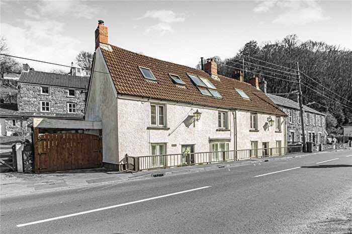 4 Bedroom Detached House For Sale In Redbrook, Monmouth, Gloucestershire, NP25