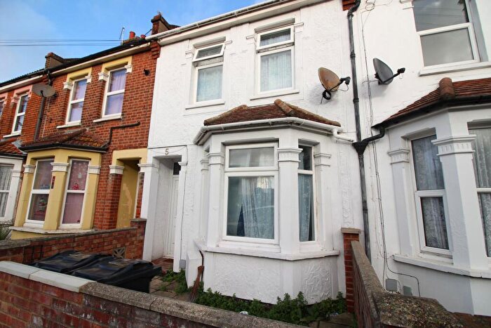 3 Bedroom Semi-Detached House To Rent In Crossfield Road, Clacton-on-Sea, CO15