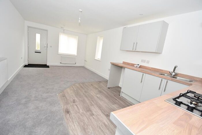 2 Bedroom Flat To Rent In Blenheim Walk, Corby, Northamptonshire, NN18
