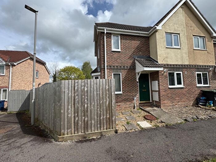 1 Bedroom Terraced House For Sale In Woodsage Drive, Gillingham, SP8