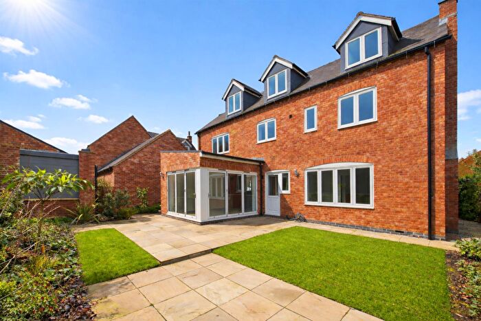 5 Bedroom Detached House For Sale In Mount Court, Melbourne, Derby, DE73
