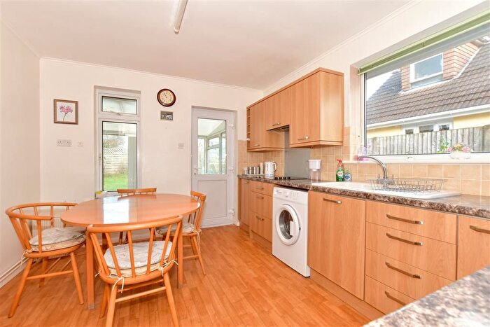 3 Bedroom Detached Bungalow For Sale In Mill Lane, Dover, Kent, CT15