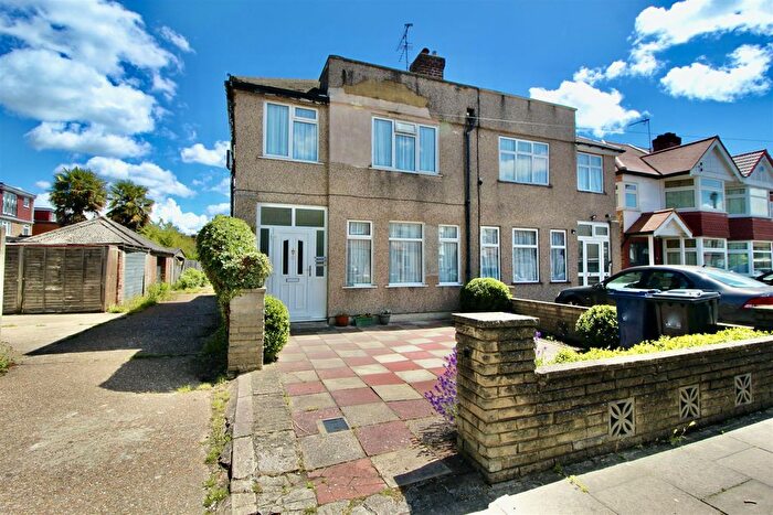 3 Bedroom Semi Detached House For Sale In Calder Avenue, Perivale, Greenford, UB6