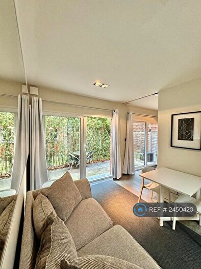 2 Bedroom Maisonette To Rent In Latchmere Road, London, SW11