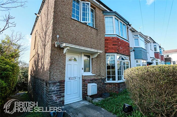 4 Bedroom End Of Terrace House For Sale In Canfield Road, Brighton, East Sussex, BN2