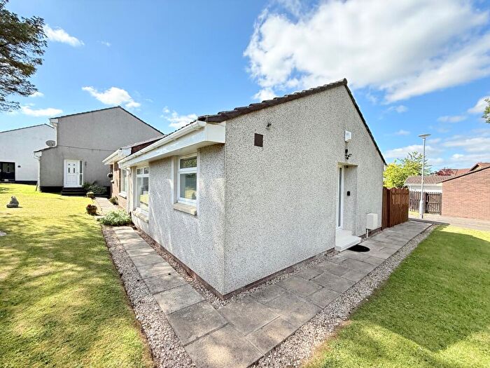 1 Bedroom Bungalow For Sale In Staffa Drive, Airdrie, ML6