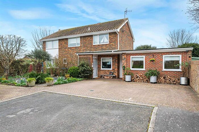 5 Bedroom Detached House For Sale In Bowden Rise, Seaford, BN25