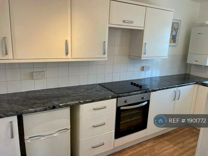 2 Bedroom Flat To Rent In Bridge Street, Knighton, LD7