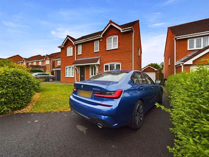 3 Bedroom Semi-Detached House To Rent In Colliers Break, Emersons Green, Bristol, BS16