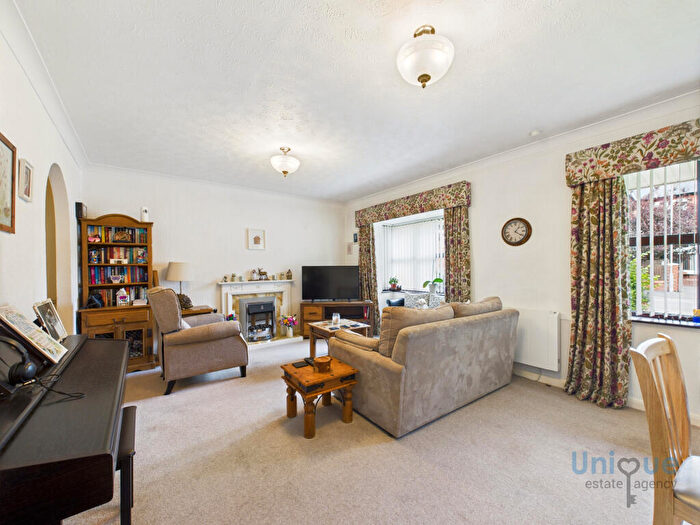 1 Bedroom Apartment For Sale In Oxford Court, Oxford Road, Lytham St. Annes, FY8