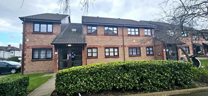 1 Bedroom Terraced House To Rent In Lowry Crescent, Mitcham, CR4