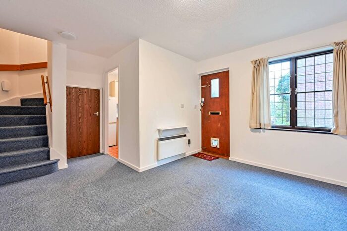 1 Bedroom End Terrace House To Rent In Haygreen Close, Kingston, Kingston Upon Thames, KT2