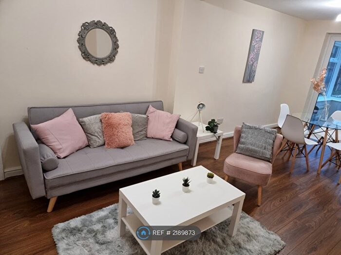 3 Bedroom Semi-Detached House To Rent In Tachbrook Road, Leamington Spa, CV31