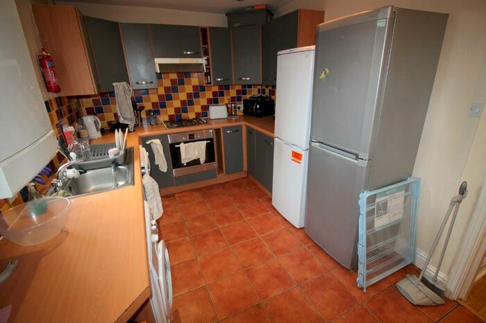 6 Bedroom Terraced House To Rent In Osborne Road, Newcastle Upon Tyne, NE2