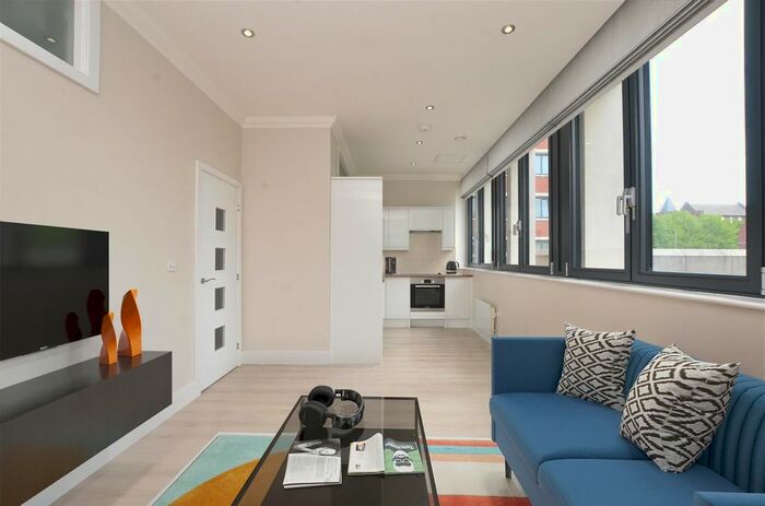 2 Bedroom Flat To Rent In Surrey Street, Norwich, NR1