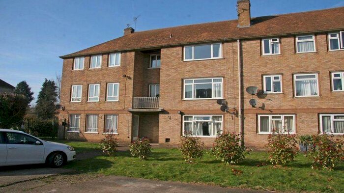 3 Bedroom Apartment To Rent In Rosewood Way, Farnham Common, SL2