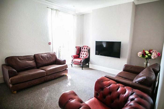 1 Bedroom House To Rent In Eldon Road (S), Edgbaston, Birmingham, West Midlands, B16