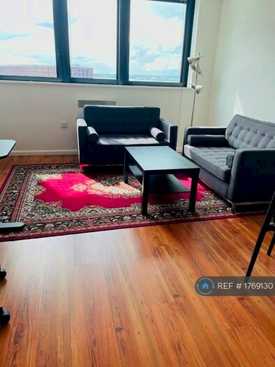 2 Bedroom Flat To Rent In Mann Island, Liverpool, L3