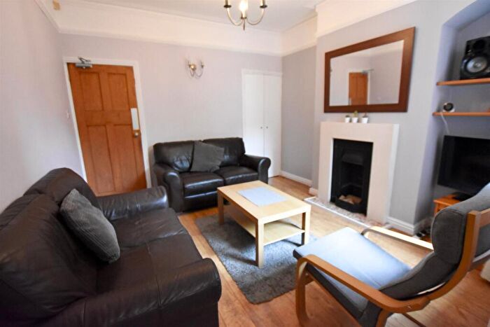 3 Bedroom Terraced House To Rent In Cranmer Street, Leicester, LE3