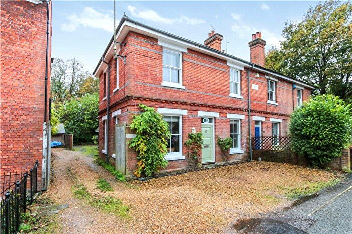 2 Bedroom End Of Terrace House To Rent In Middlebridge Street, Romsey, Hampshire, SO51