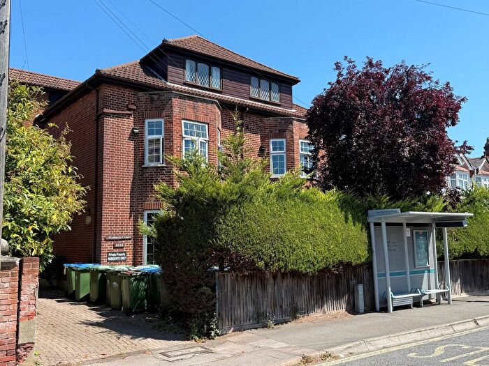 1 Bedroom Flat To Rent In Welbeck Avenue, Southampton, Hampshire, SO17