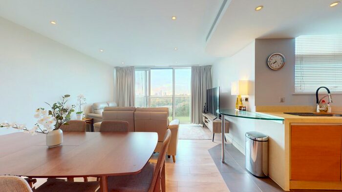 2 Bedroom Flat To Rent In Eustace Building, Queenstown Road, London, SW11