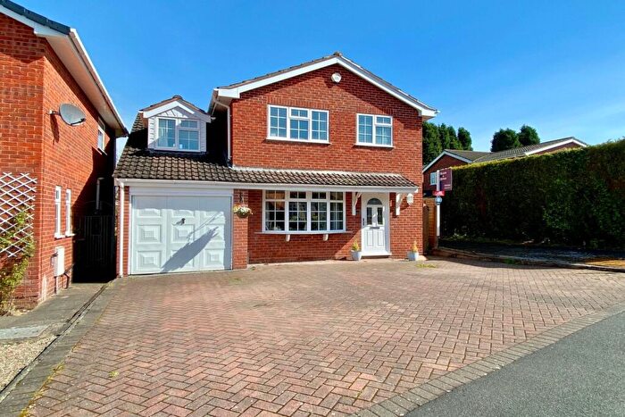 3 Bedroom Detached House For Sale In Waterlaide Road, Hartlebury, Kidderminster, DY11