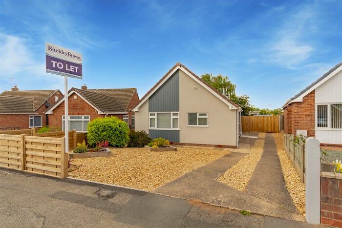 3 Bedroom Detached Bungalow To Rent In Bretton Road, Ravenshead, Nottingham, NG15