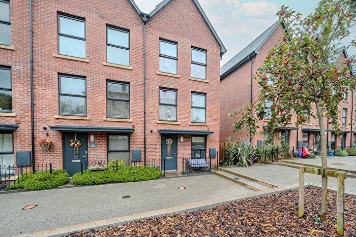 4 Bedroom End Terrace House For Sale In Kingdom Court, Chepstow, NP16