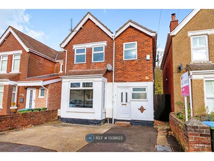 4 Bedroom Detached House To Rent In Hawkeswood Road, Southampton, SO18