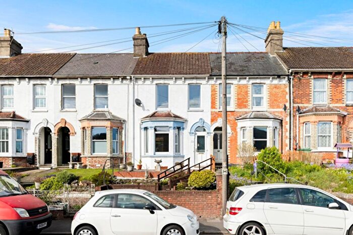 3 Bedroom Terraced House For Sale In Barton Road, Dover, CT16
