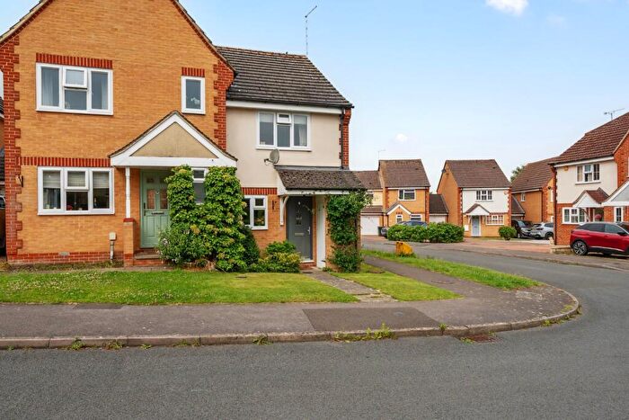 2 Bedroom Semi-Detached House For Sale In Harding Close, Faringdon, Oxfordshire, SN7