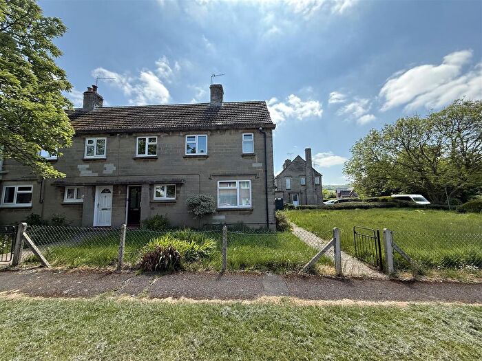 3 Bedroom Semi-Detached Bungalow For Sale In Redhills, Broad Town, Swindon, SN4