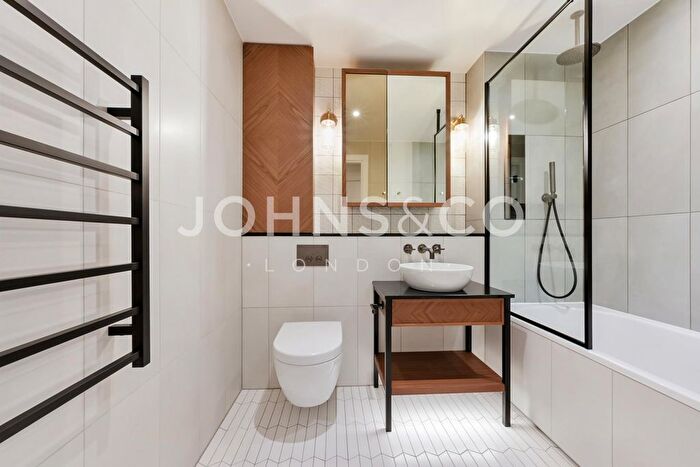 1 Bedroom Flat To Rent In Merino Gardens, London Dock, Wapping, E1W