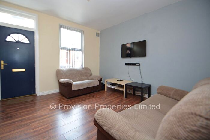 4 Bedroom Terraced House To Rent In Burley Lodge Terrace, Hyde Park, Leeds, LS6
