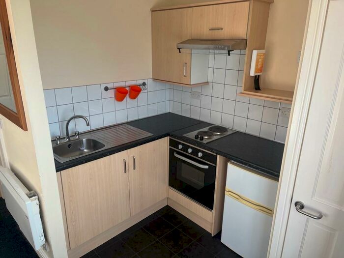 Studio To Rent In Maud Avenue, Leeds, LS11