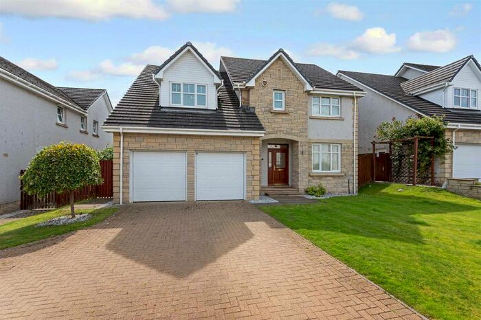 5 Bedroom Detached House For Sale In Forrester Gait, Torwood, Larbert, Stirlingshire, FK5