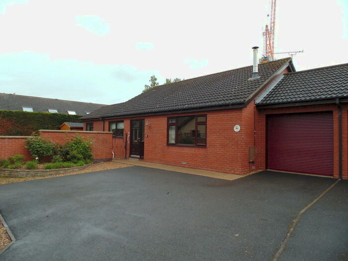 3 Bedroom Detached Bungalow To Rent In Oak Tree Way, Harleston, Norfolk, IP20