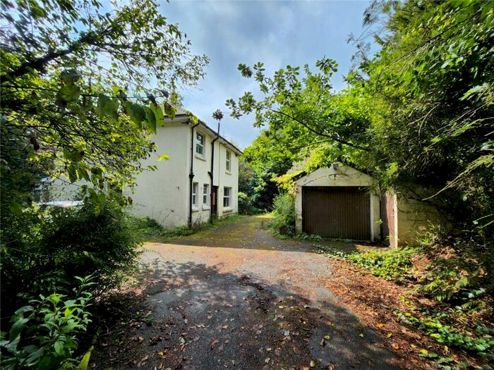 3 Bedroom Detached House For Sale In Blaenycoed Road, Carmarthen, Carmarthenshire, SA33