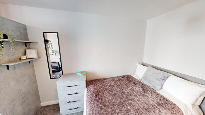 1 Bedroom House To Rent In Fitzhardinge House, Bristol, BS1