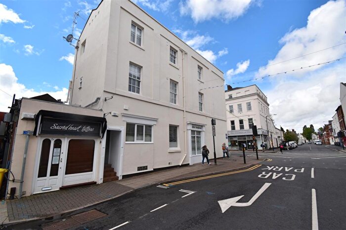 2 Bedroom Flat To Rent In Park Street, Leamington Spa, CV32
