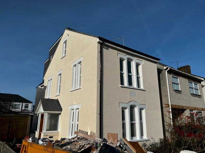 1 Bedroom Flat To Rent In Heron Hill, Belvedere, DA17