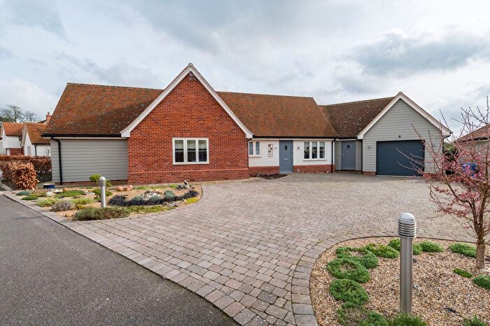 3 Bedroom Bungalow For Sale In Priory Meadows, Hadleigh, IP7